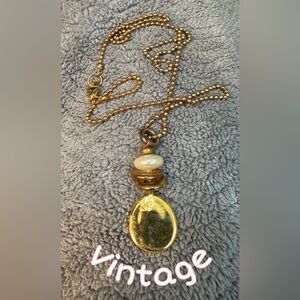 Vintage Gold and Pearl Pendant Necklace